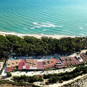 База отдыха Eraclea Minoa Village, Монталлегро